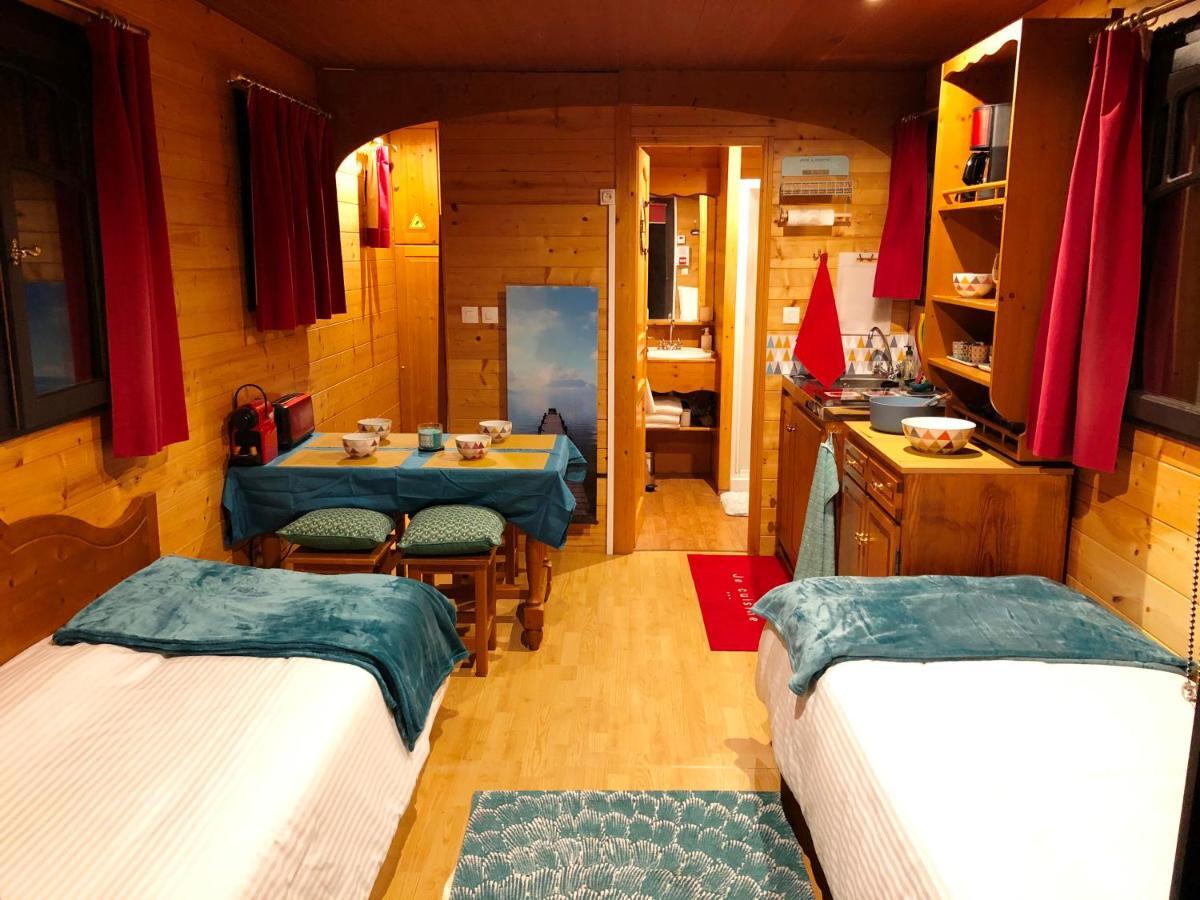 Millygite Roulotte - 4 Seasons Chalet-On-Wheels 外观 照片